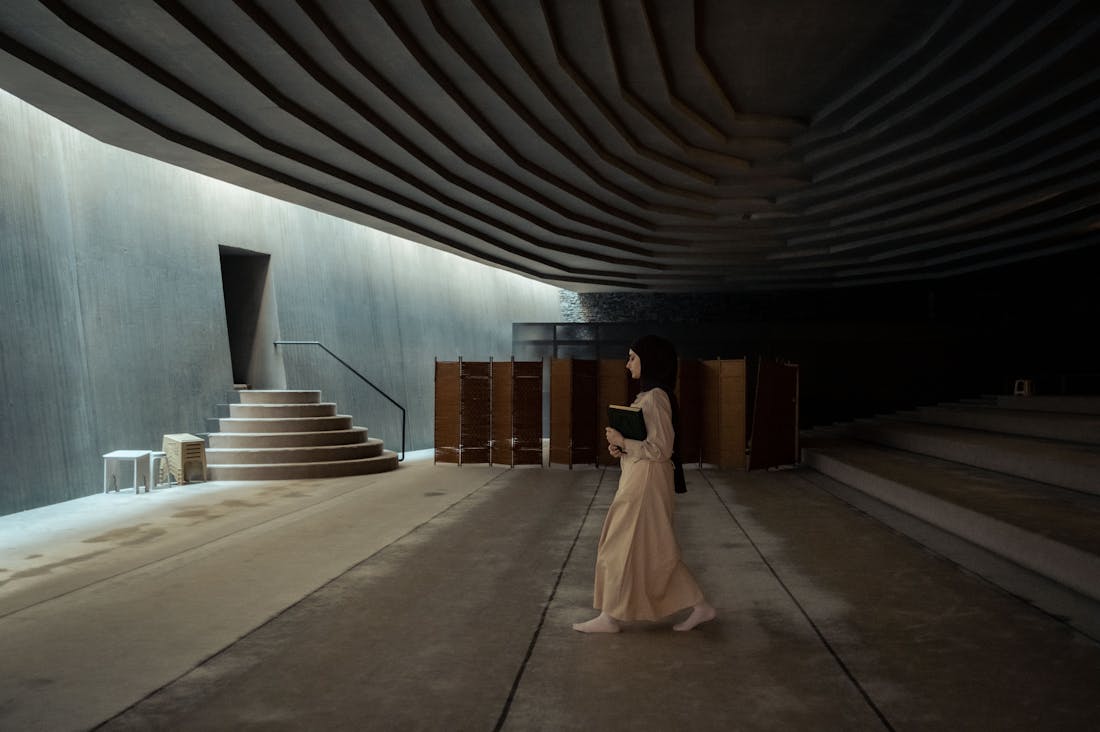 The Art of Minimalism: Living Simply for a More Fulfilling Lifestyle Image 3