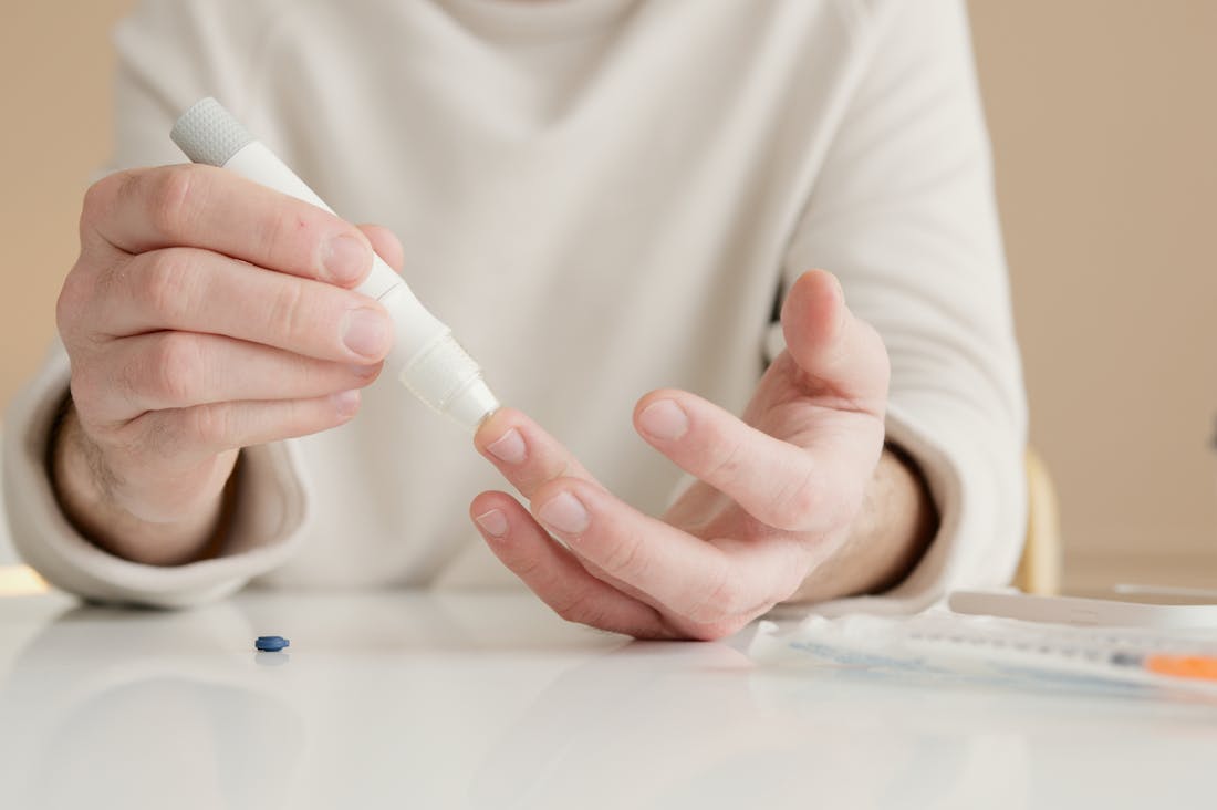 The Balance of Work and Play: Creating a Healthier Lifestyle in a Digital Age Image 2