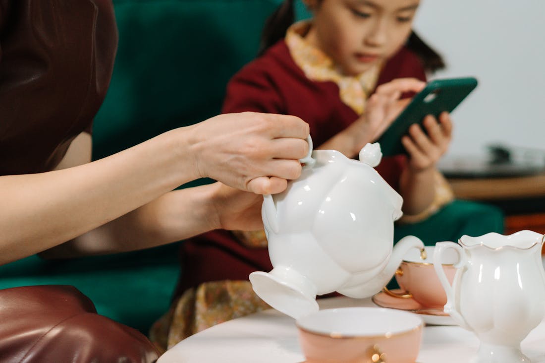 The Digital Age of Lifestyle: How Technology is Shaping Our Daily Routines and Healthier Living Choices Image 3