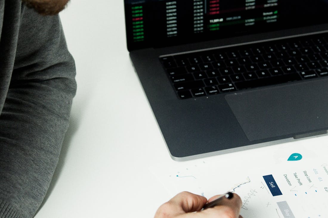 The Financial Freedom Blueprint: How to Thrive Financially in a Changing Economy Image 2