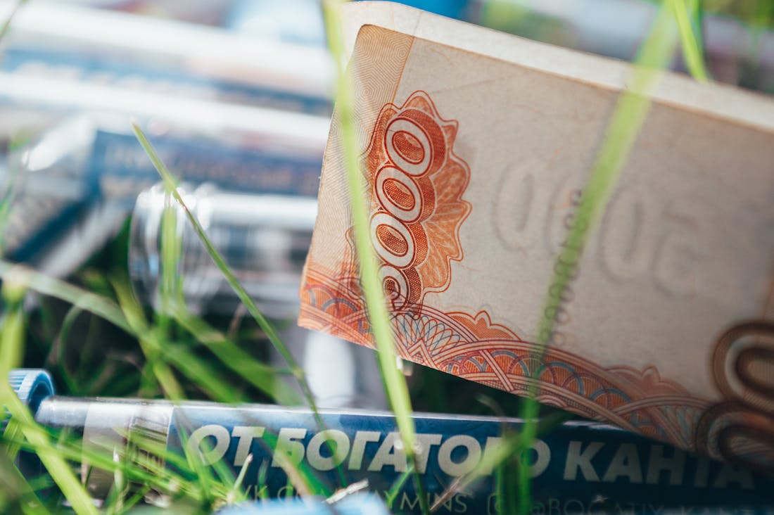 The Future of Auto Innovation: How Electric Vehicles are Changing the Landscape of Personal and Public Transportation Image 3