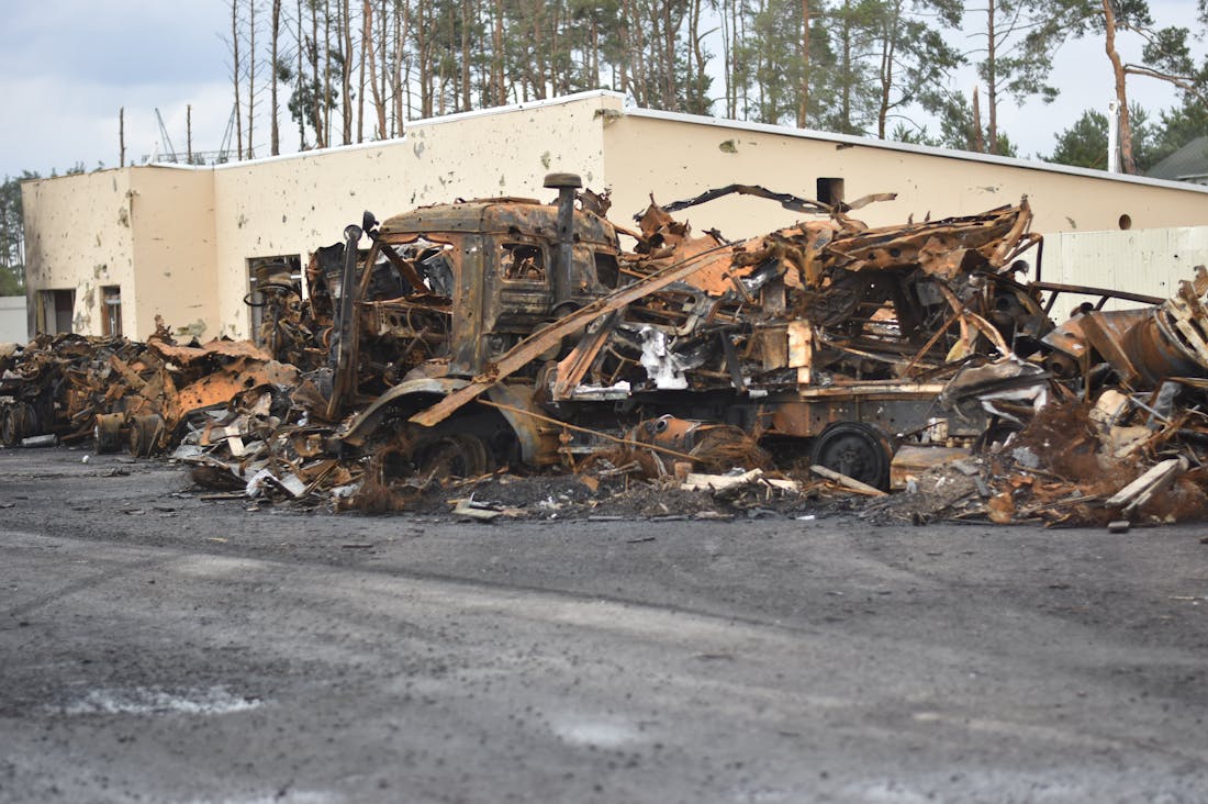 The Future of Automobiles: Trends Shaping the Driving Experience