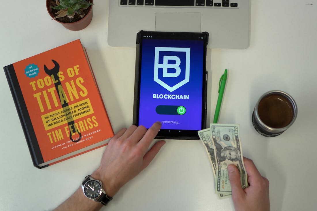 The Future of Finance: Navigating the Digital Currency Landscape for Savvy Investors and Everyday Consumers Image 1