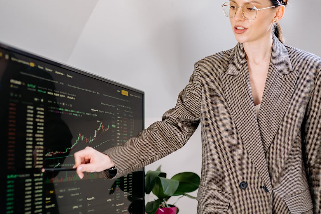 The Future of Financial Literacy: Navigating the New Age of Digital Currency and Investment Image 2