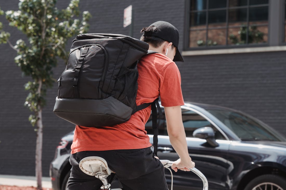 The Future of Mobility: How Advances in Automotive Technology are Shaping Sustainable Travel Solutions Image 2