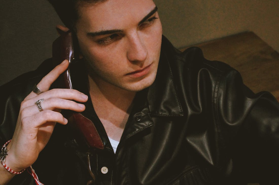 The Influence of Technology on Daily Living: Navigating the Benefits and Pitfalls of Modern Innovations Image 1