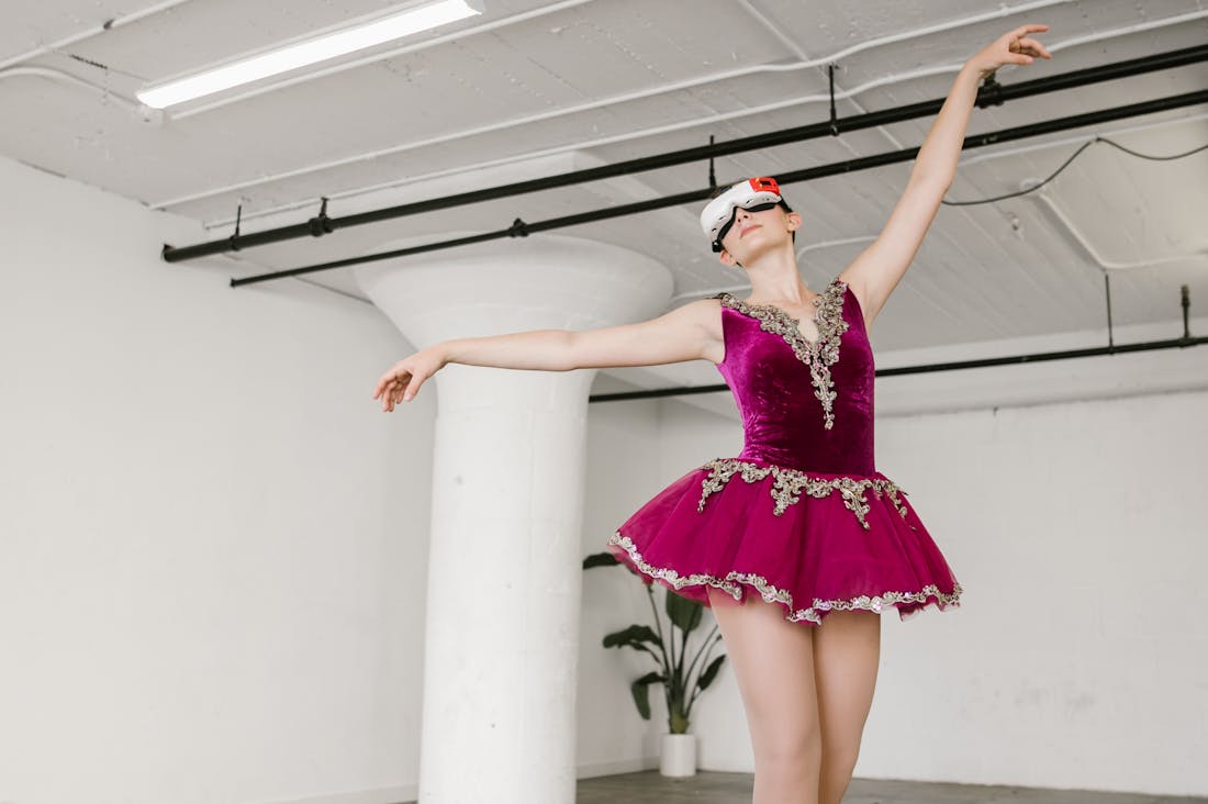 The Influence of Technology on Daily Living: Navigating the Benefits and Pitfalls of Modern Innovations Image 3