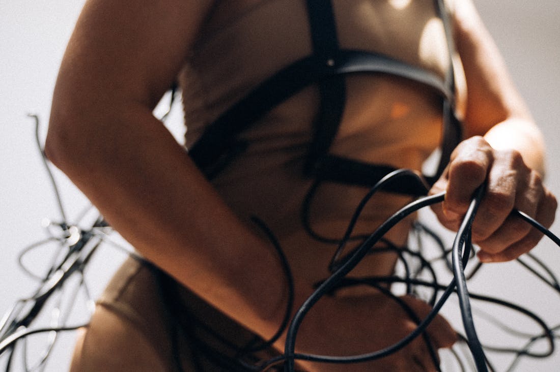 The Intersection of Art and Technology: How Digital Innovations Are Transforming Creativity Image 3