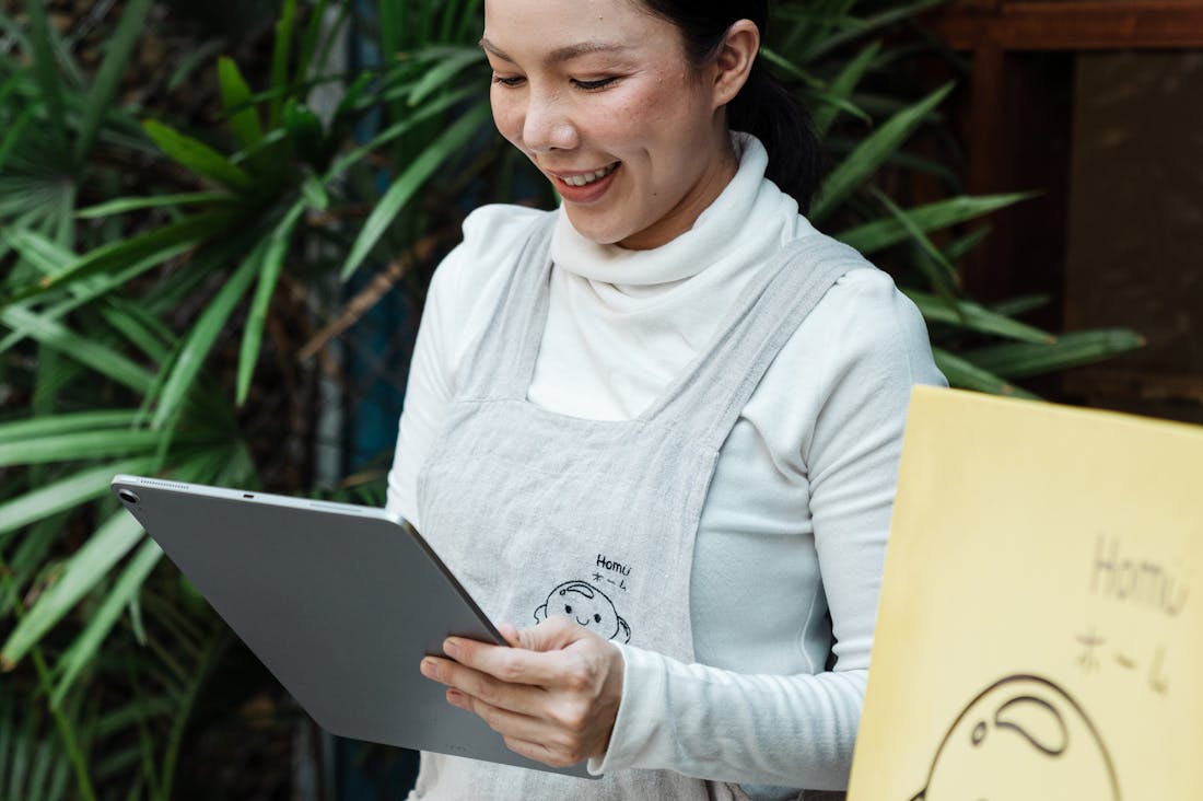 The Intersection of Lifestyle and Technology: Embracing Innovations for a Better Life Image 1