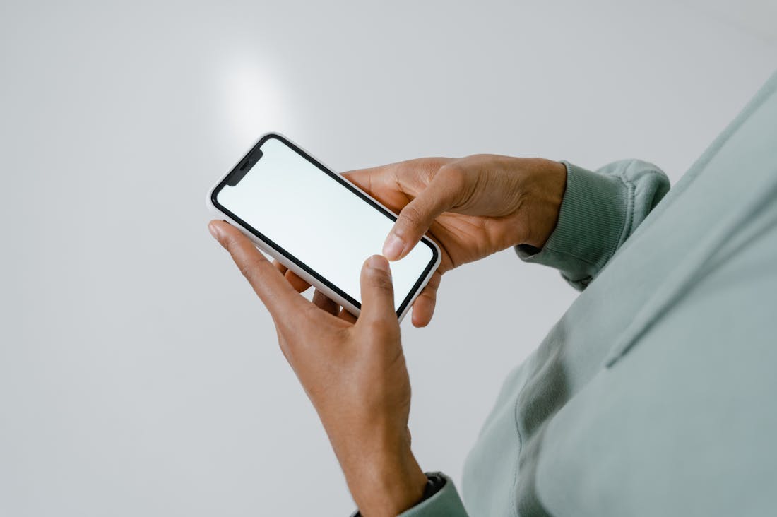 The Intersection of Technology and Fitness: Boosting Your Health with Wearable Tech Image 1