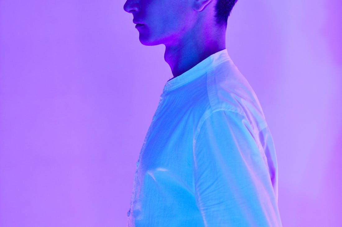 The Intersection of Technology and Modern Living: Embracing the Digital Age Image 3