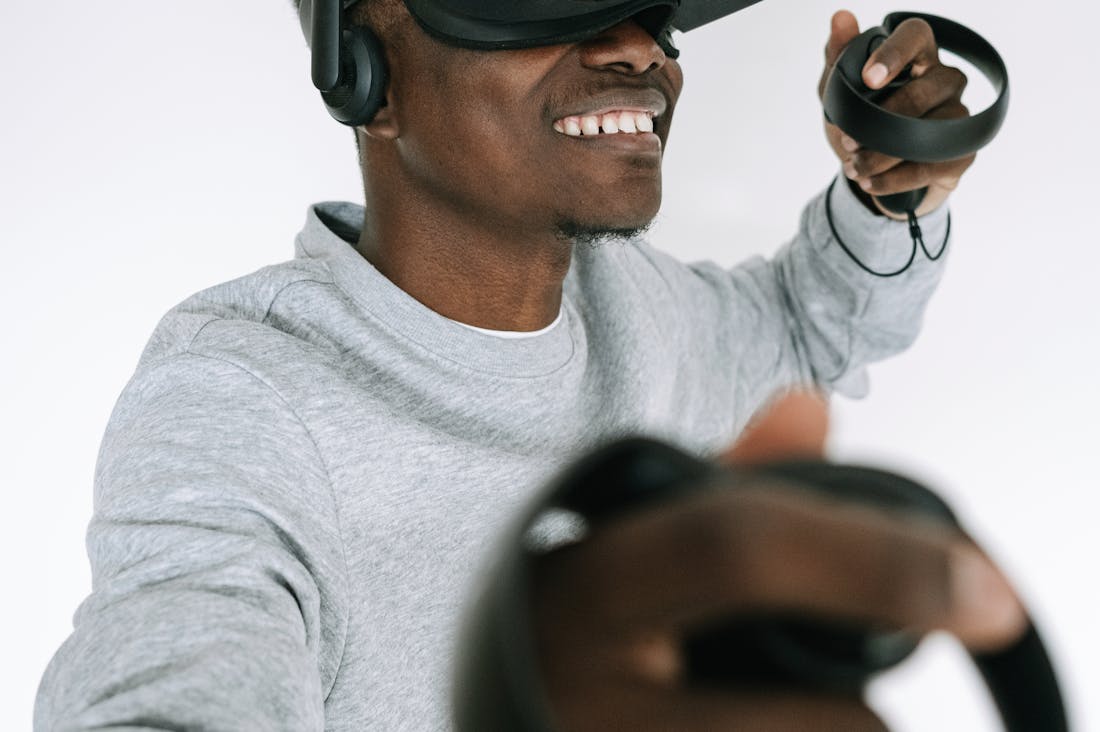 The Intersection of Technology and Travel: How Innovations are Shaping the Future of Exploration Image 3