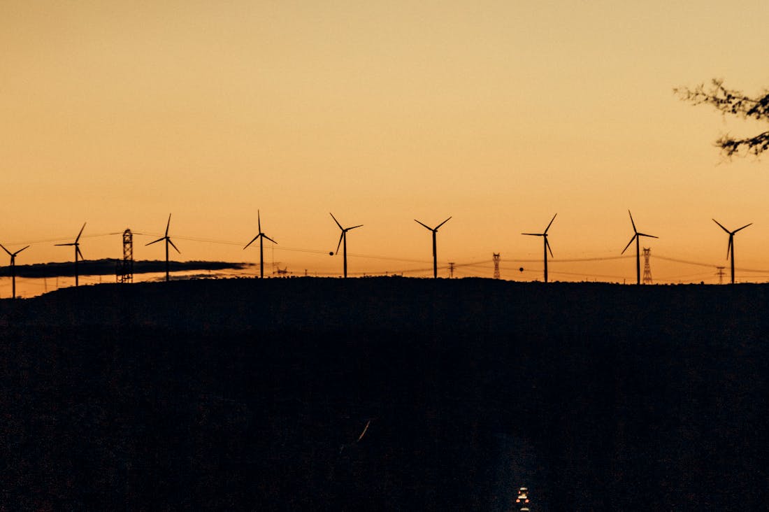 The Modern Commuter: Effective Strategies for a Sustainable and Stress-Free Auto Experience Image 2