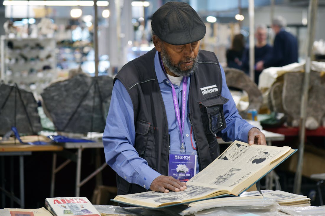 The Road Less Traveled: How to Discover Unique Travel Destinations Off the Beaten Path Image 1