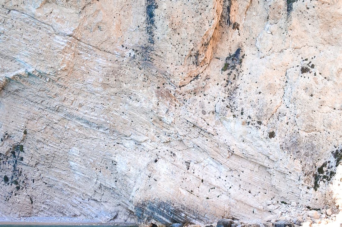 The Road Less Traveled: How to Discover Unique Travel Destinations Off the Beaten Path Image 3