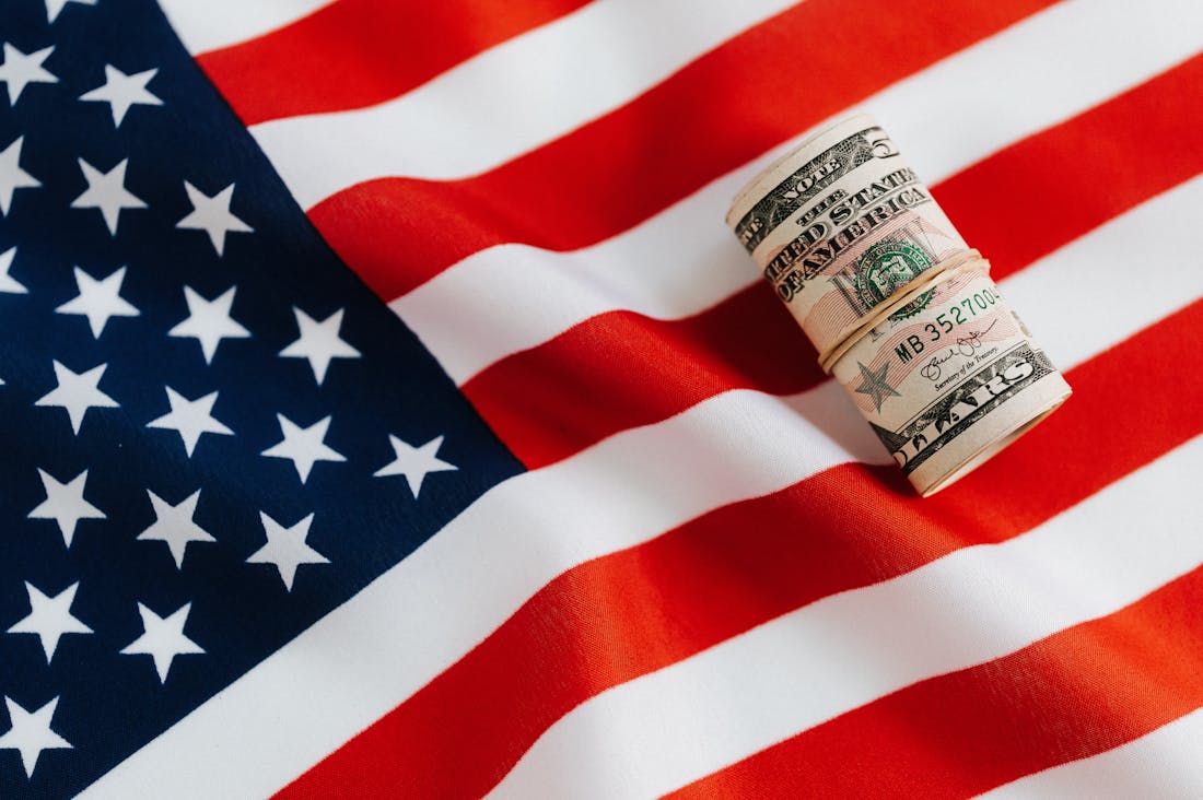 The Road to Financial Freedom: Proven Strategies for Smart Money Management in Today’s Economy Image 3