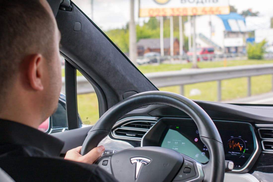 The Tech Revolution in Auto: How Innovations Are Shaping the Future of Driving Image 2