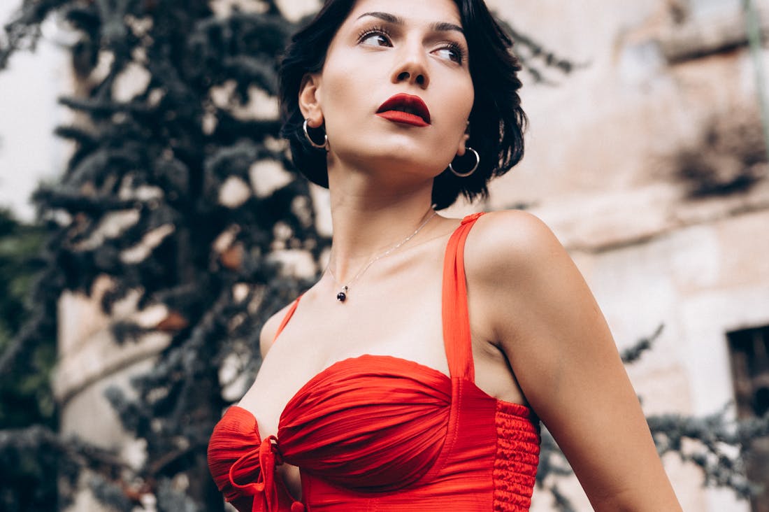 The Top Tech Gadgets to Enhance Your Travel Experience Image 3