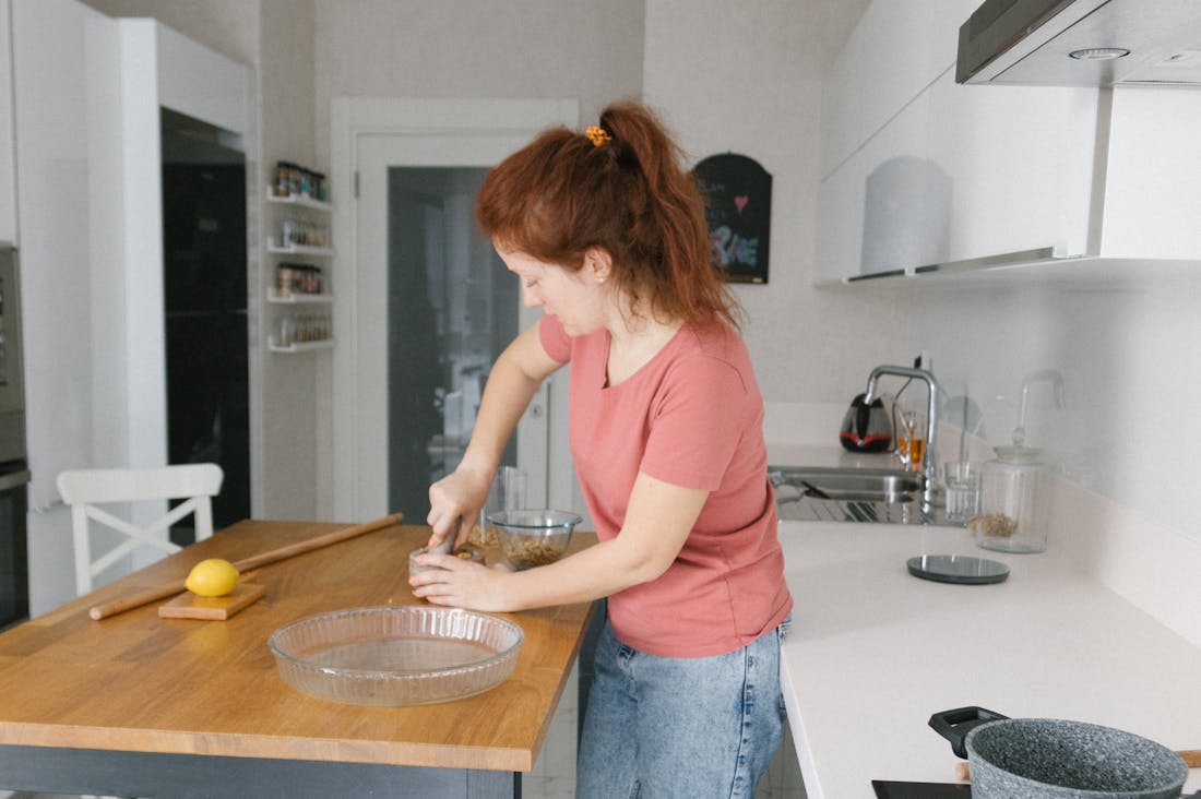 Top Tech Gadgets Revolutionizing Everyday Living Image 3