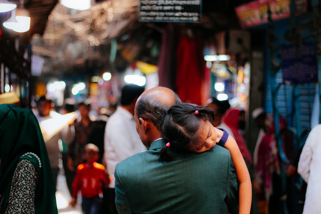 Transformative Ways to Experience Travel Beyond Tourist Attractions Image 1