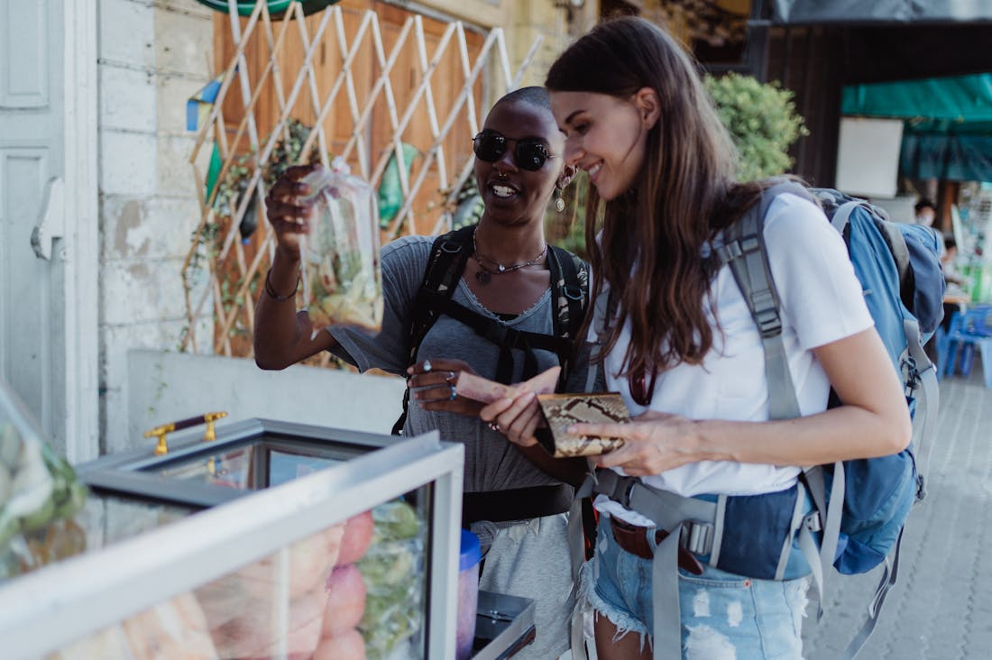 Travel Hacks to Save Money While Experiencing New Destinations Image 2