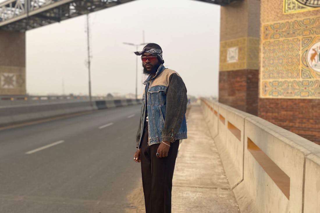 Travel Smart: The Essential Guide to Planning Memorable and Sustainable Adventures Image 1