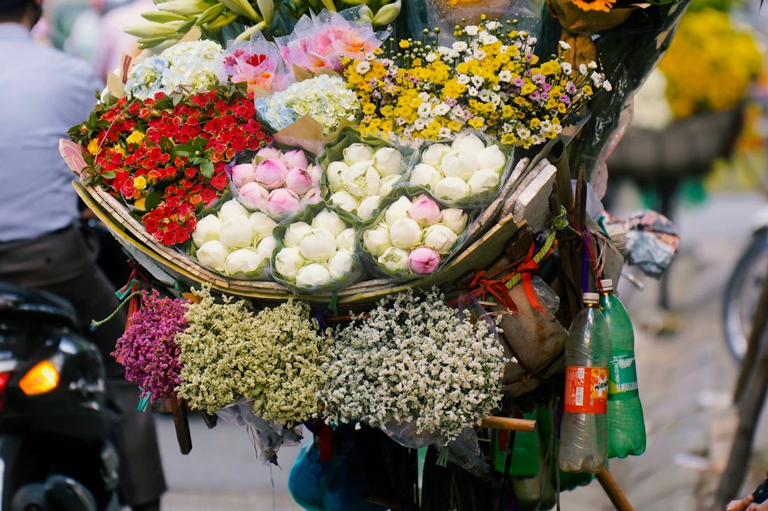 Traveling Mindfully: Embracing Experience Over Materialism in Your Next Adventure Image 2