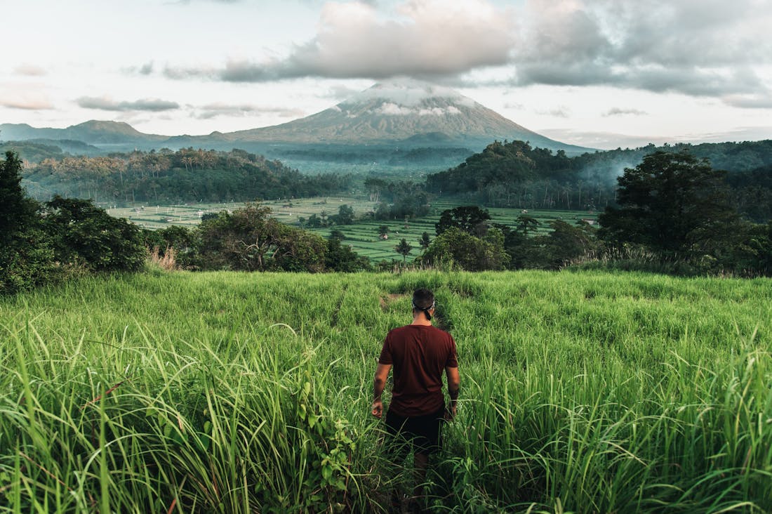 Traveling Mindfully: The Essential Guide to Responsible Tourism and Cultural Immersion Image 3
