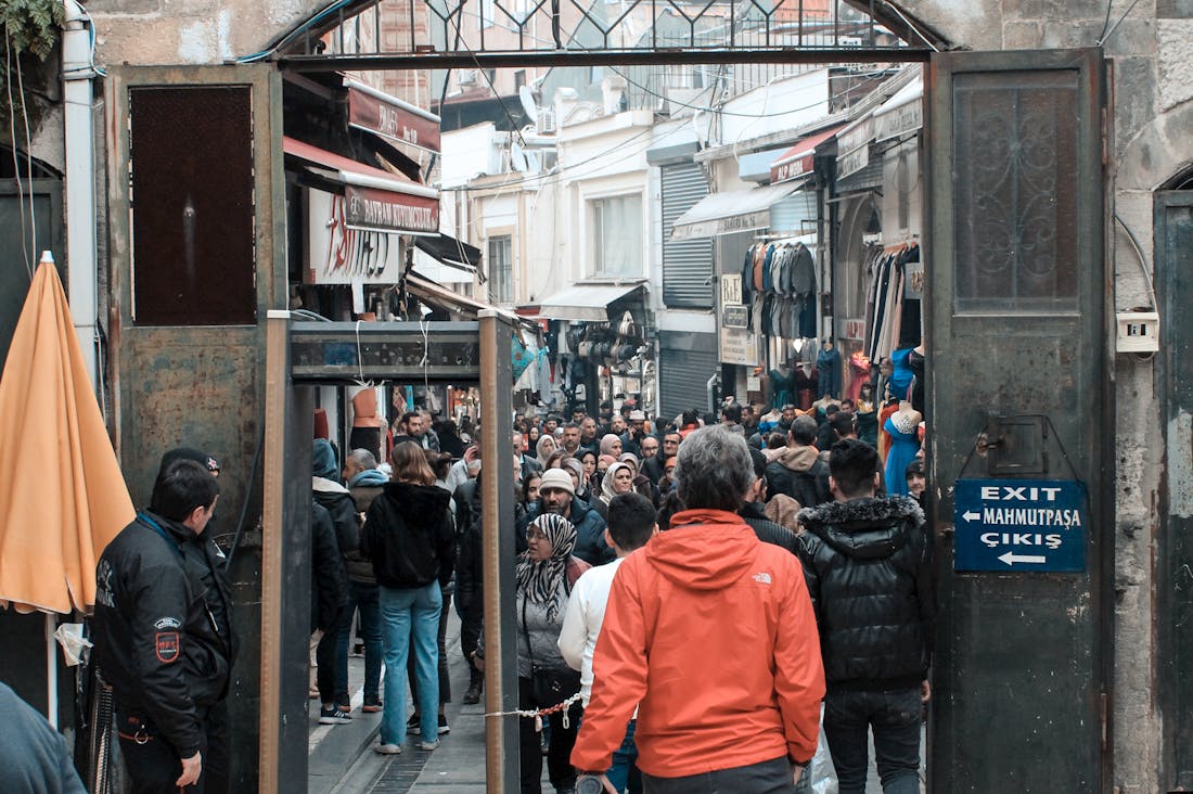 Traveling on a Budget: Smart Strategies for Affordable Adventures Image 3