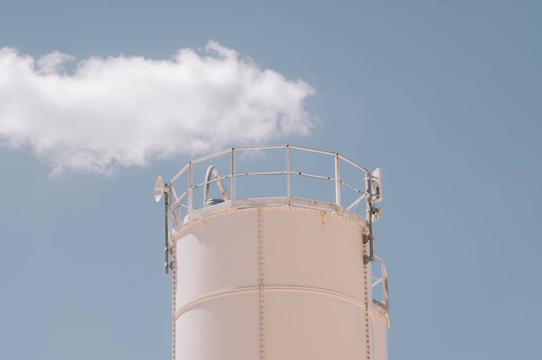 Traveling Sustainably: Essential Practices for the Eco-Conscious Traveler Image 1