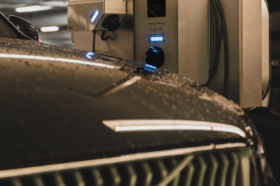 Trends and Innovations Transforming the Automotive Industry Today Image 3