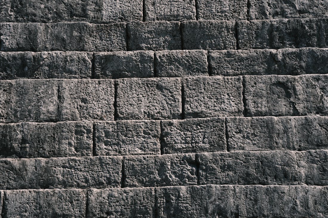 Uncovering the Best Financial Moves You Can Make in Your 30s: Expert Insights and Strategies Image 1