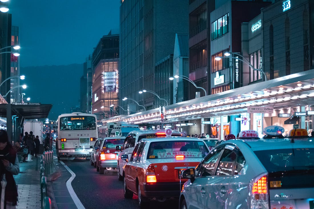 Understanding Modern Automotive Trends for the Savvy Car Buyer