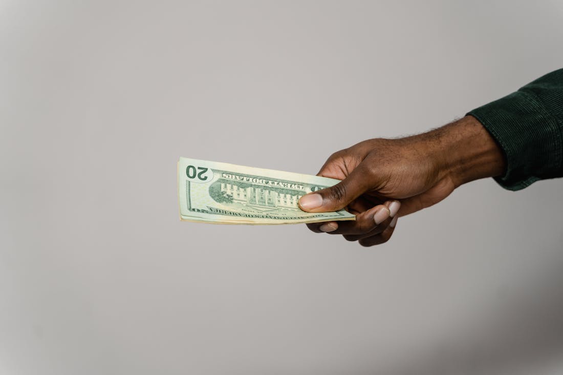 Understanding Modern Finance: Key Concepts for Everyday Management Image 1