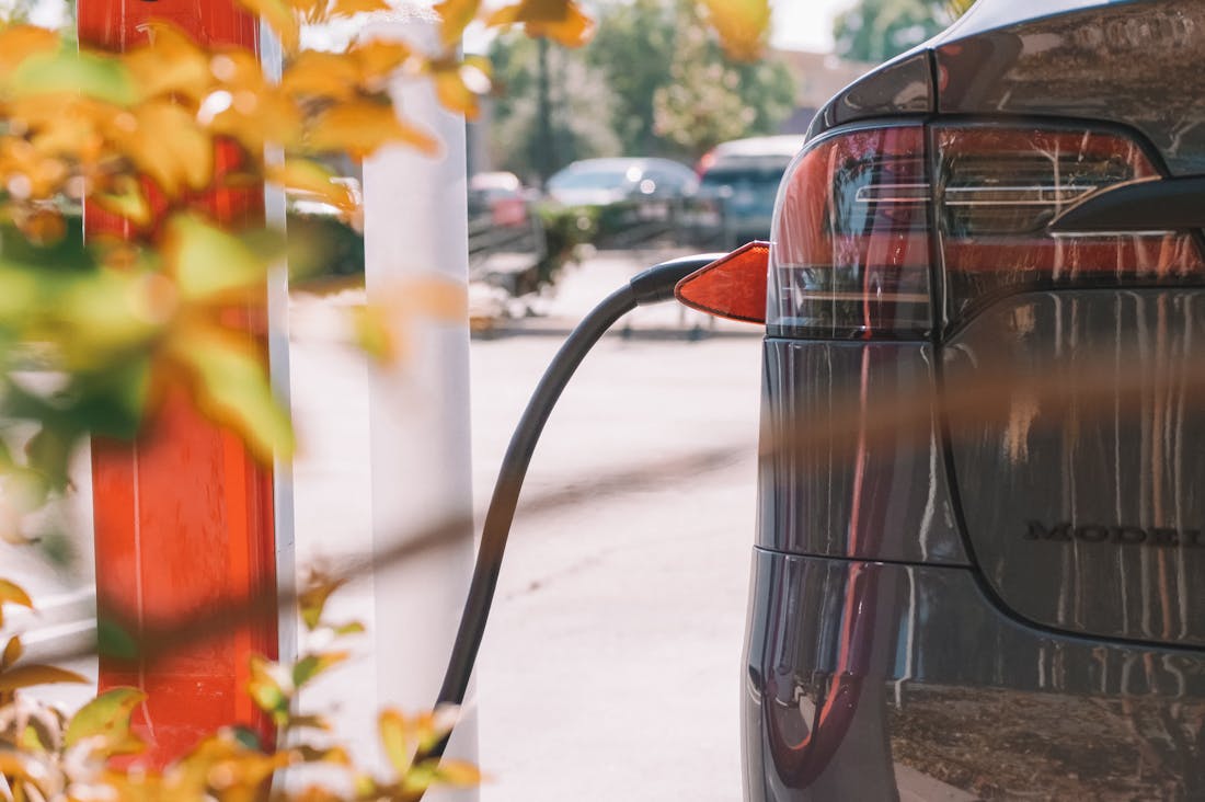 Understanding the Future of Electric Vehicles: Innovations That Are Changing the Auto Industry Image 1