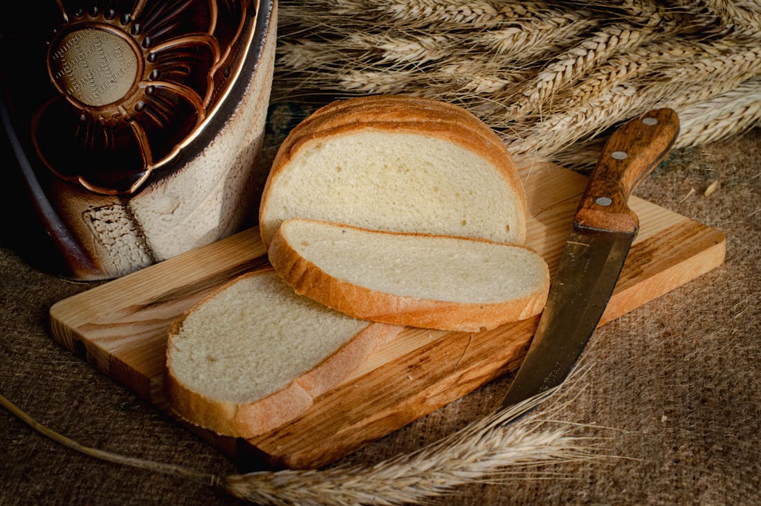 Unlocking the Secrets of a Balanced Diet: Understanding Nutrients for Optimal Health Image 1