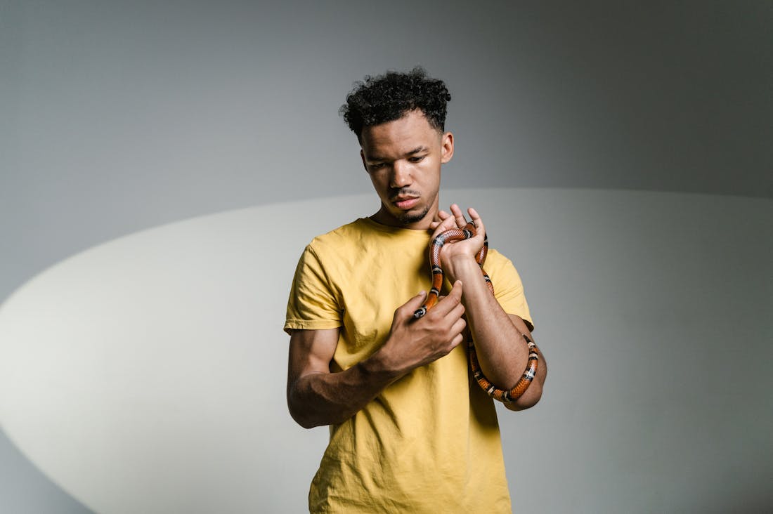 Unlocking the Secrets of Mindful Living: A Comprehensive Guide to Mental Wellness Image 3