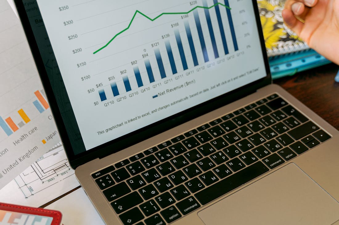 Unraveling the Complexities of Personal Finance: A Holistic Approach to Budgeting and Saving Image 2