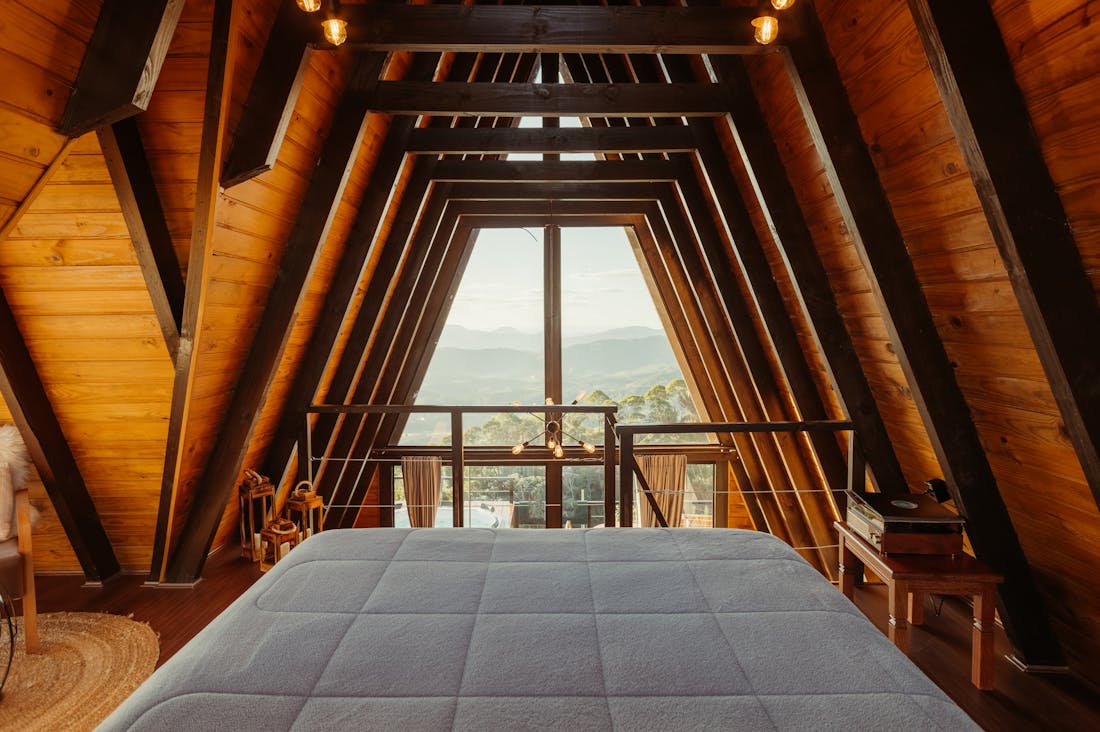 Unveiling the Modern Traveler's Guide to Eco-Friendly Adventure Without Sacrificing Comfort
