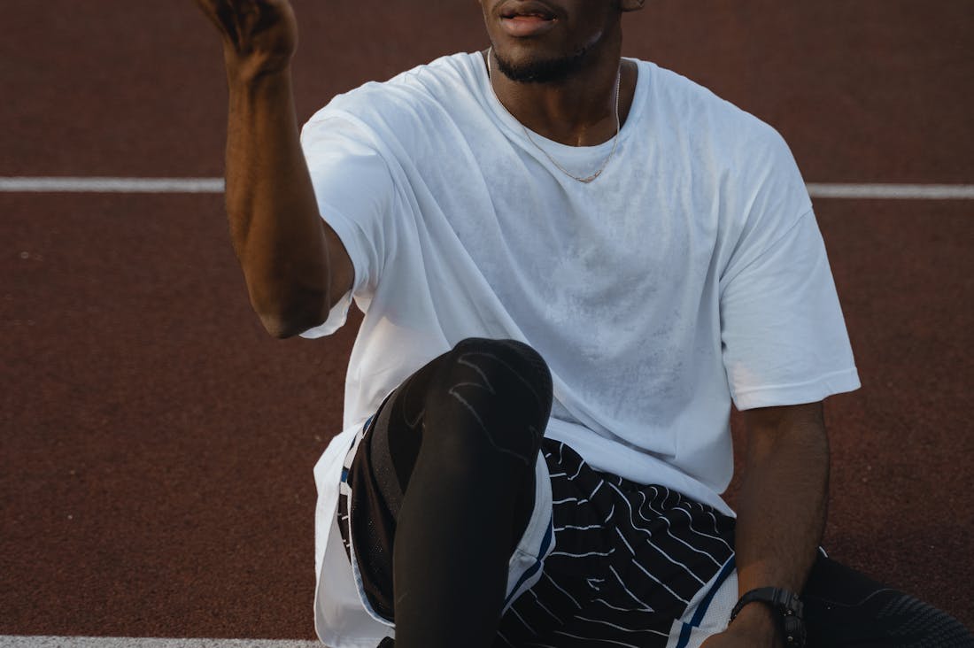 Work-Life Balance in the Modern Age: Finding Harmony Between Career Aspirations and Personal Well-Being Image 2