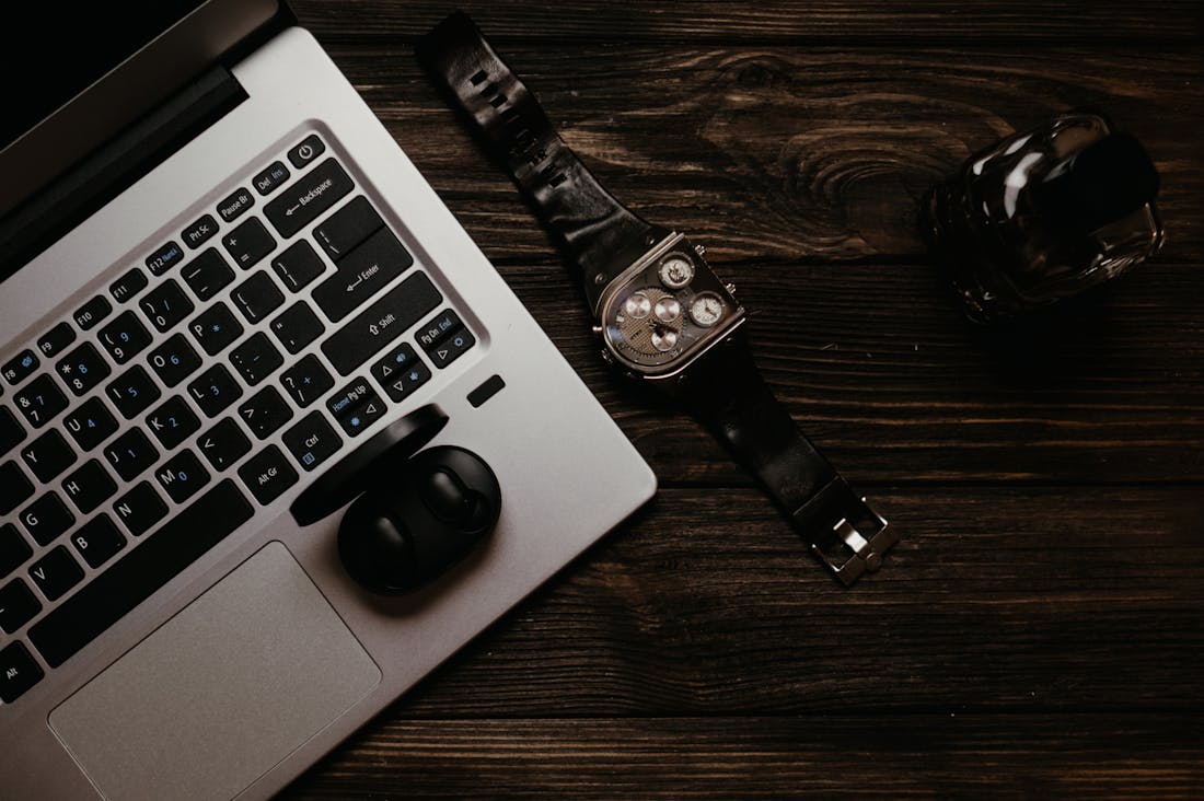 Your Tech Toolkit: Essential Gadgets and Applications for Everyday Efficiency Image 1