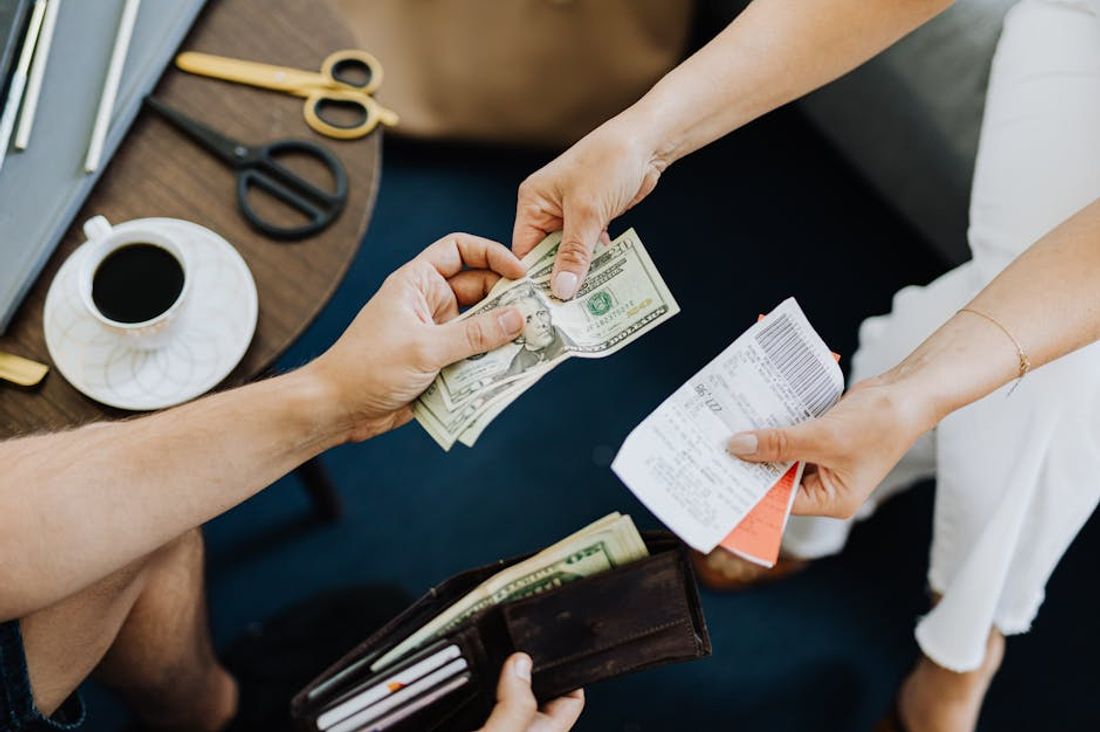 Automating Bill Payments and Tracking Expenses