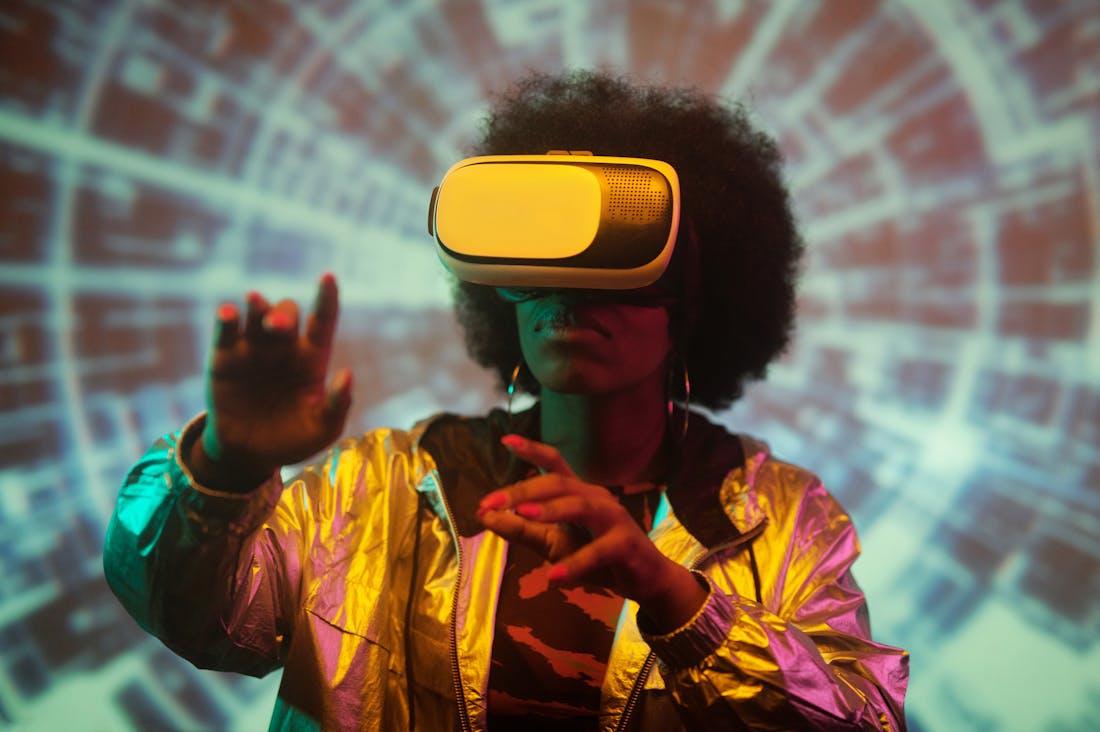 The Digital Detox: Reclaiming Your Time and Mental Space in a Connected World Image 3