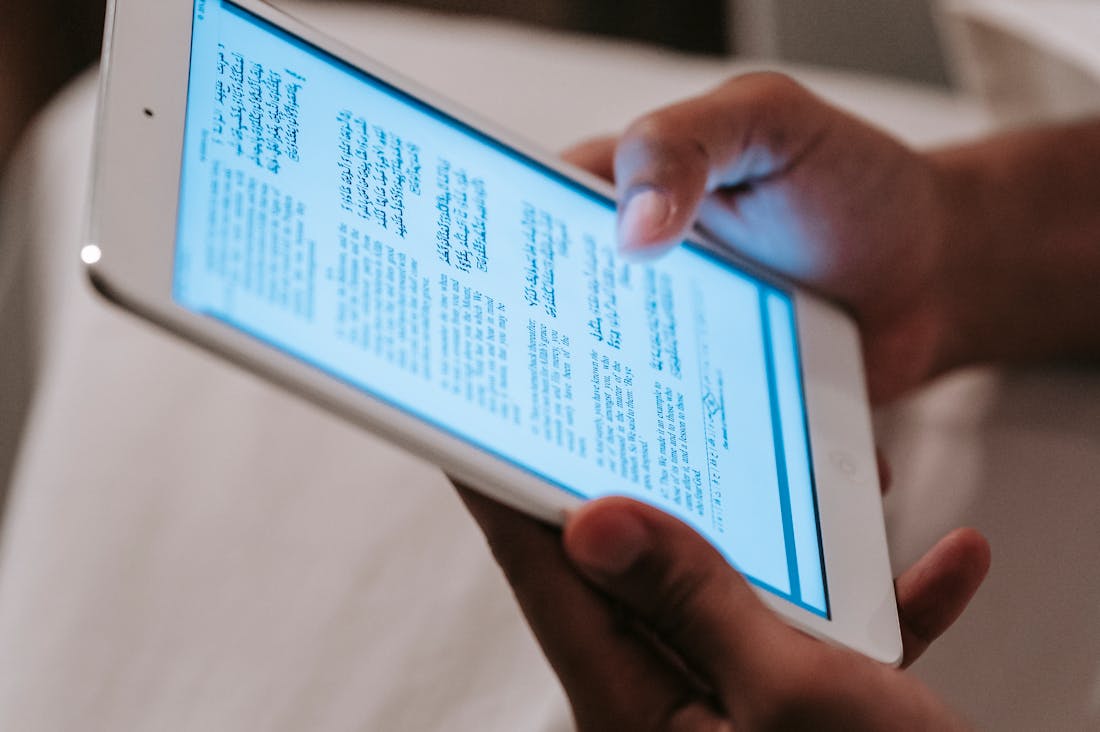Embracing Technological Change: Tips for Adapting in a Fast-Paced Digital World