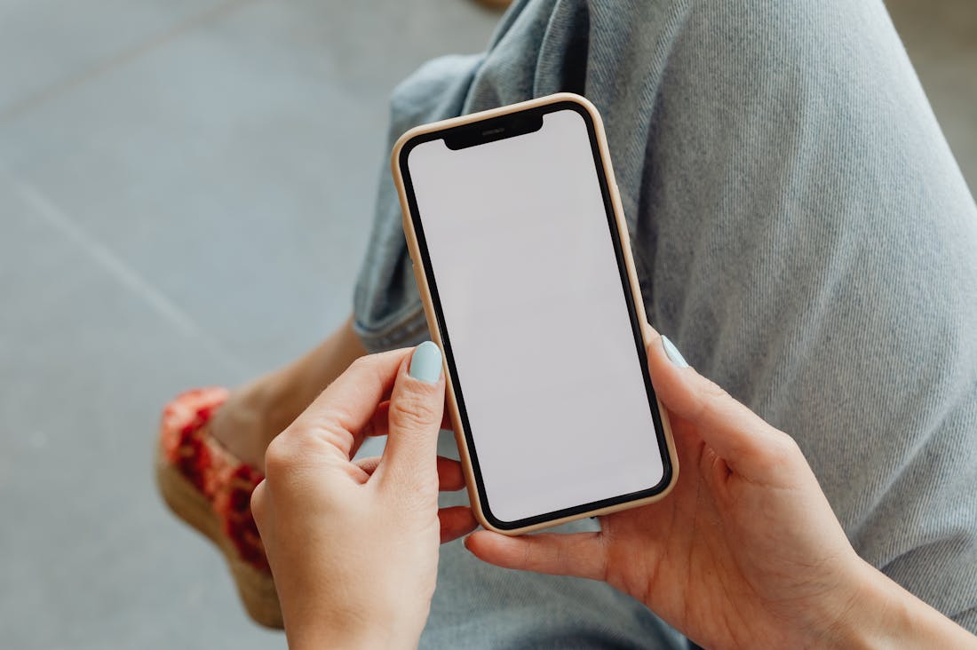 Exploring the Intersection of Technology and Lifestyle in Today's Digital Age Image 1