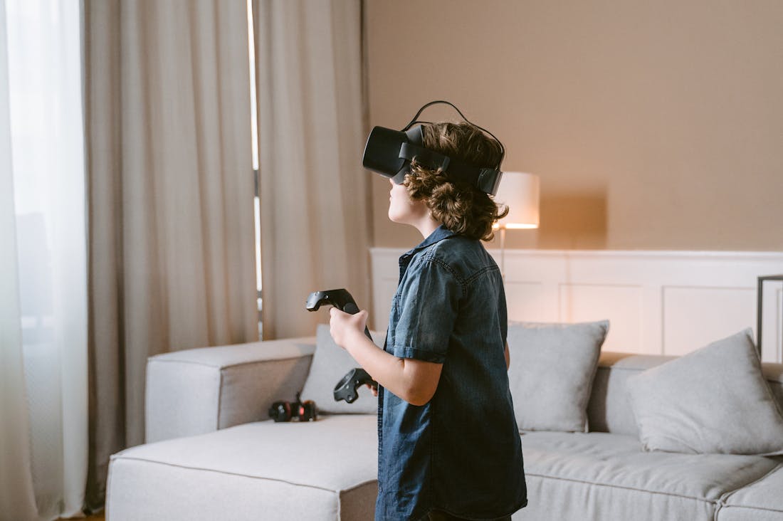 Technological Advancements in Home Living: Redefining Comfort and Efficiency Image 1