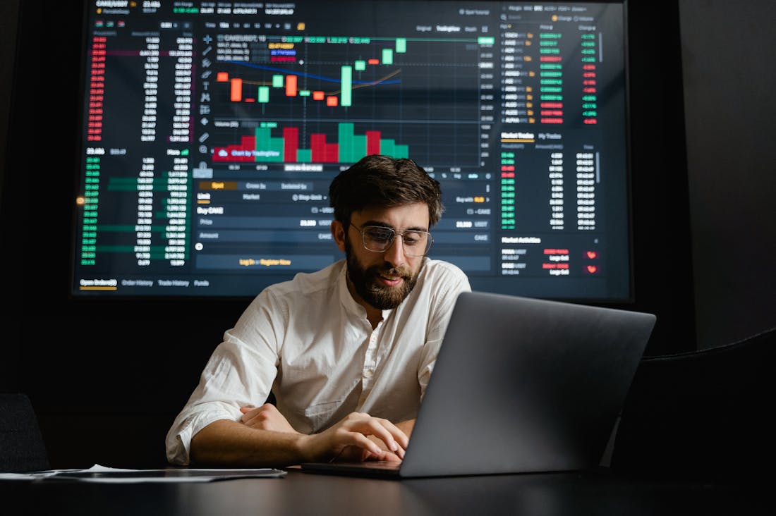 Top Trends Transforming Personal Finance in Today’s Economy Image 1