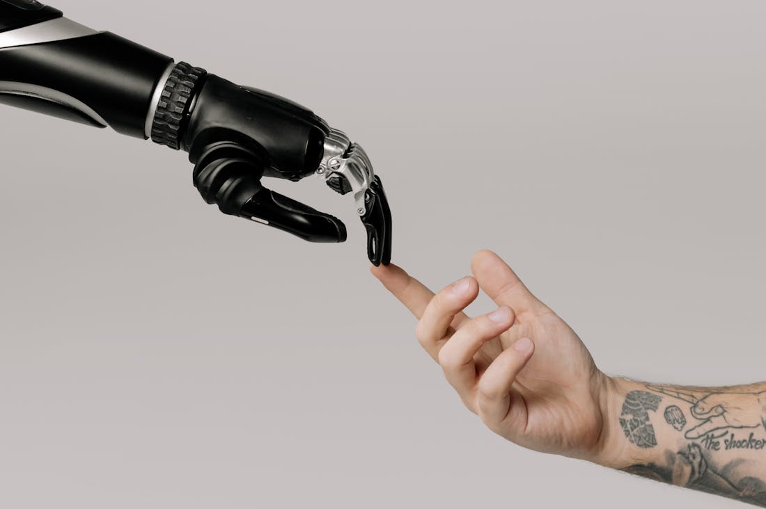 Innovative Tech Trends Shaping Tomorrow’s Workspaces and Productivity Image 1