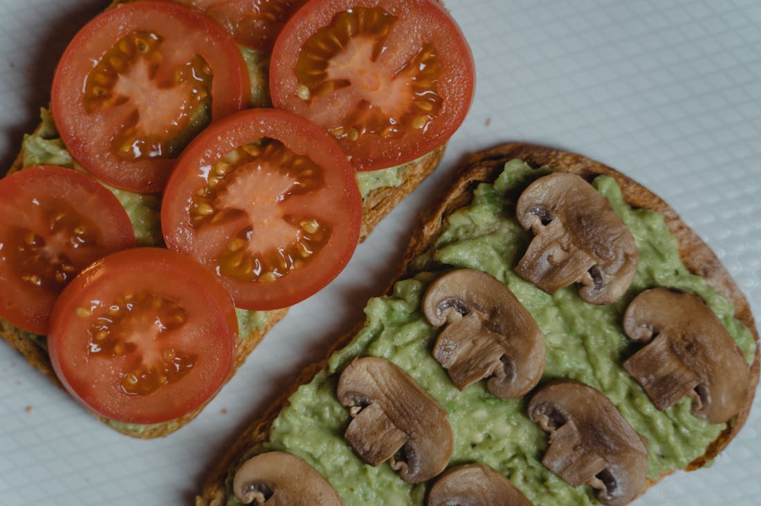 Optimal Nutrition Strategies for Busy Professionals Seeking a Healthier Lifestyle Image 2