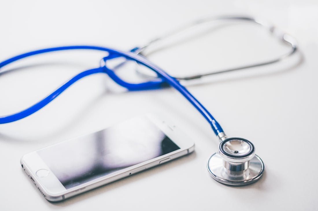 Exploring the Intersection of Wellness and Technology: How Digital Tools Are Reshaping Our Health Journeys Image 1